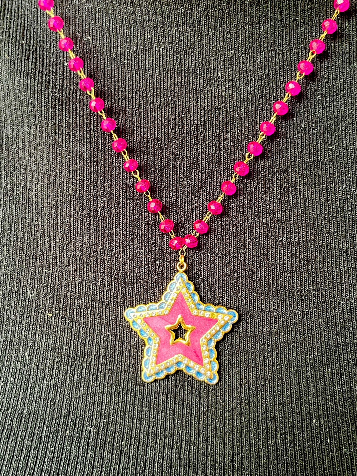 collier Razane