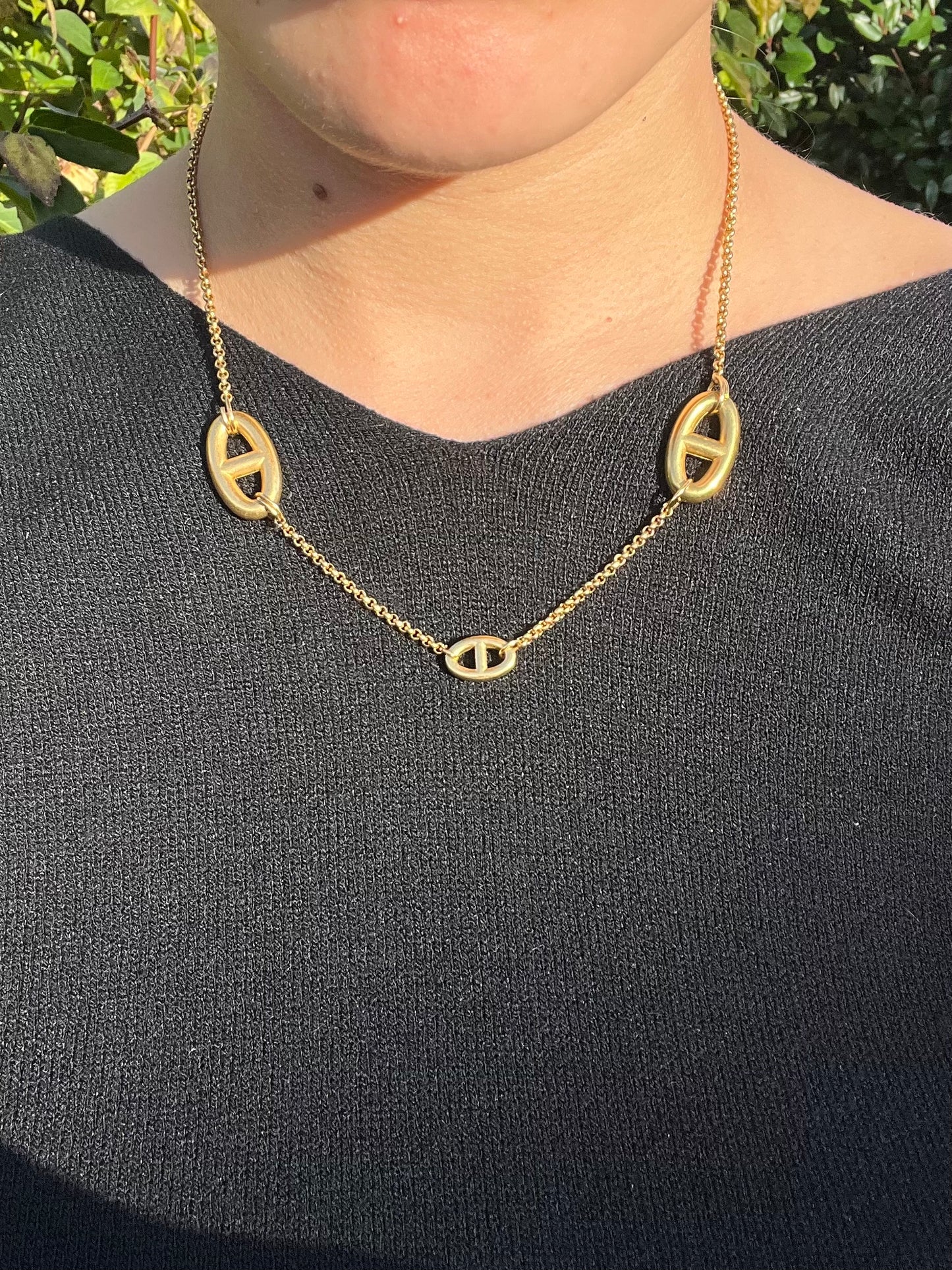 collier Isia