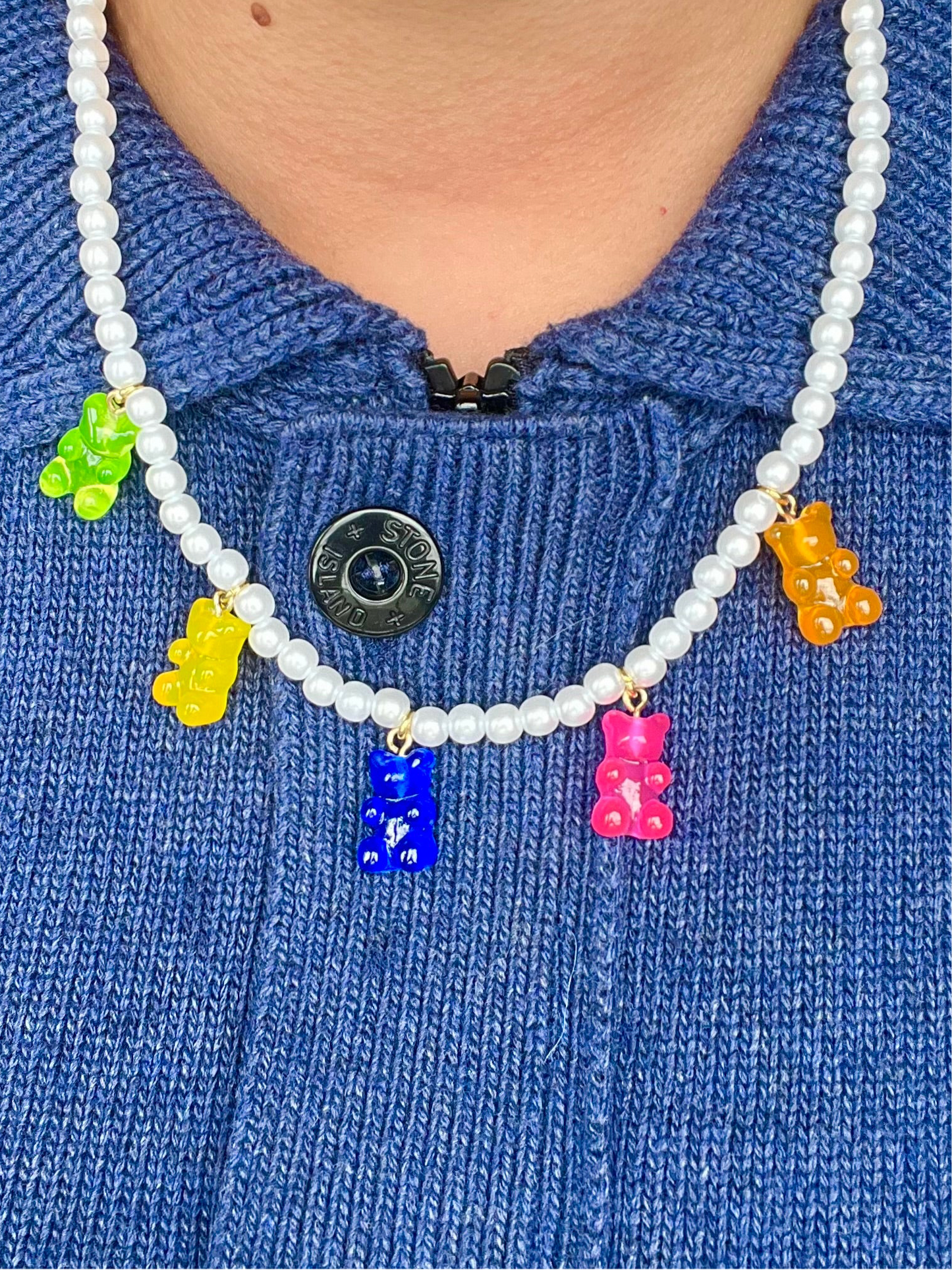 collier Leona