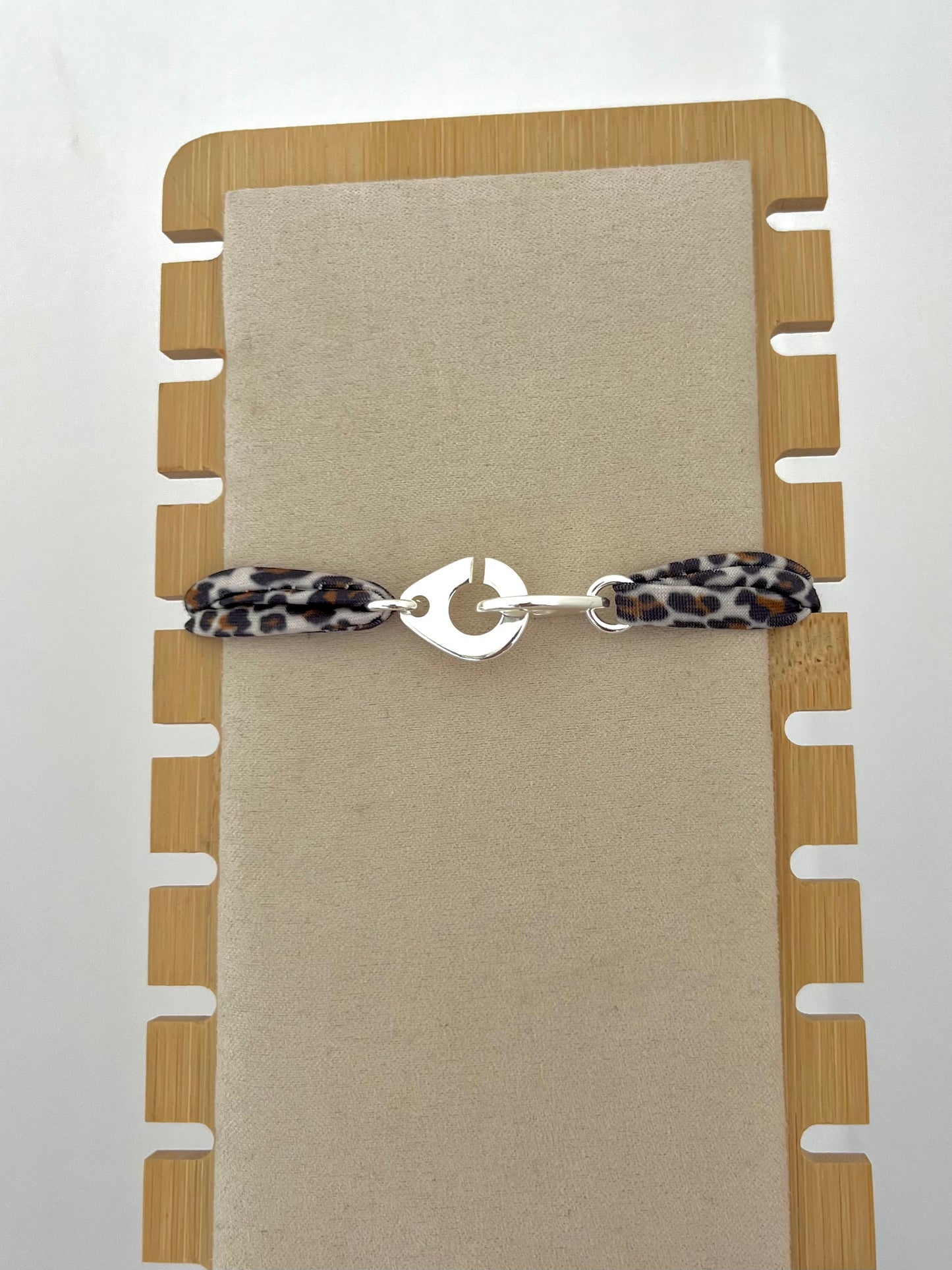 collier Cathie