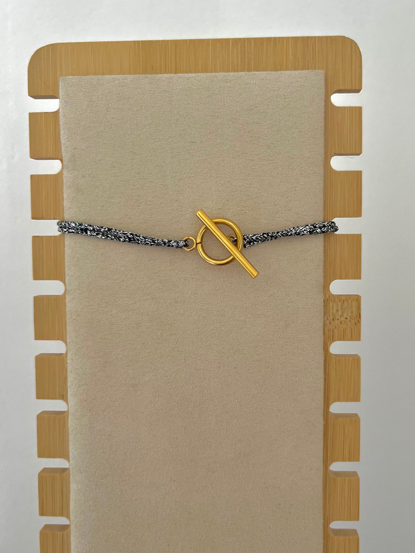 collier Naomi